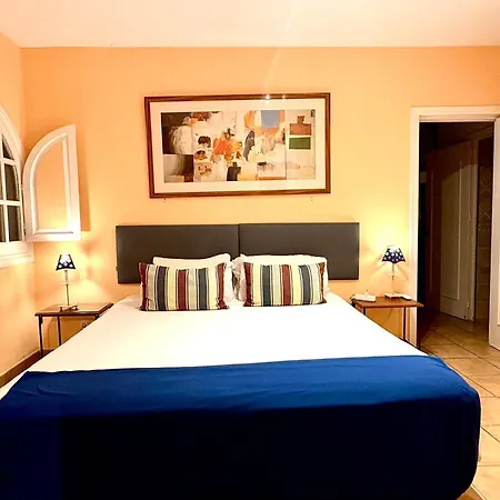 Villa Tranquilla - Sea View Apartments With Pool - Walk To Beach - Family And Pet Friendly-3